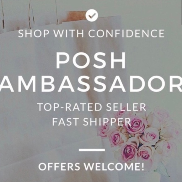 Make me an offer on your favorite items! 😊 - Picture 4 of 16